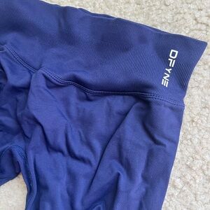 DFYNE Purple leggings